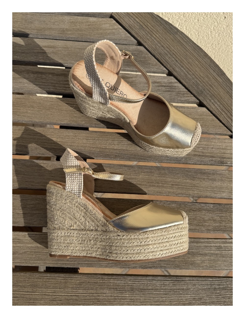Sandalias con cuñas altas Loiri Gold