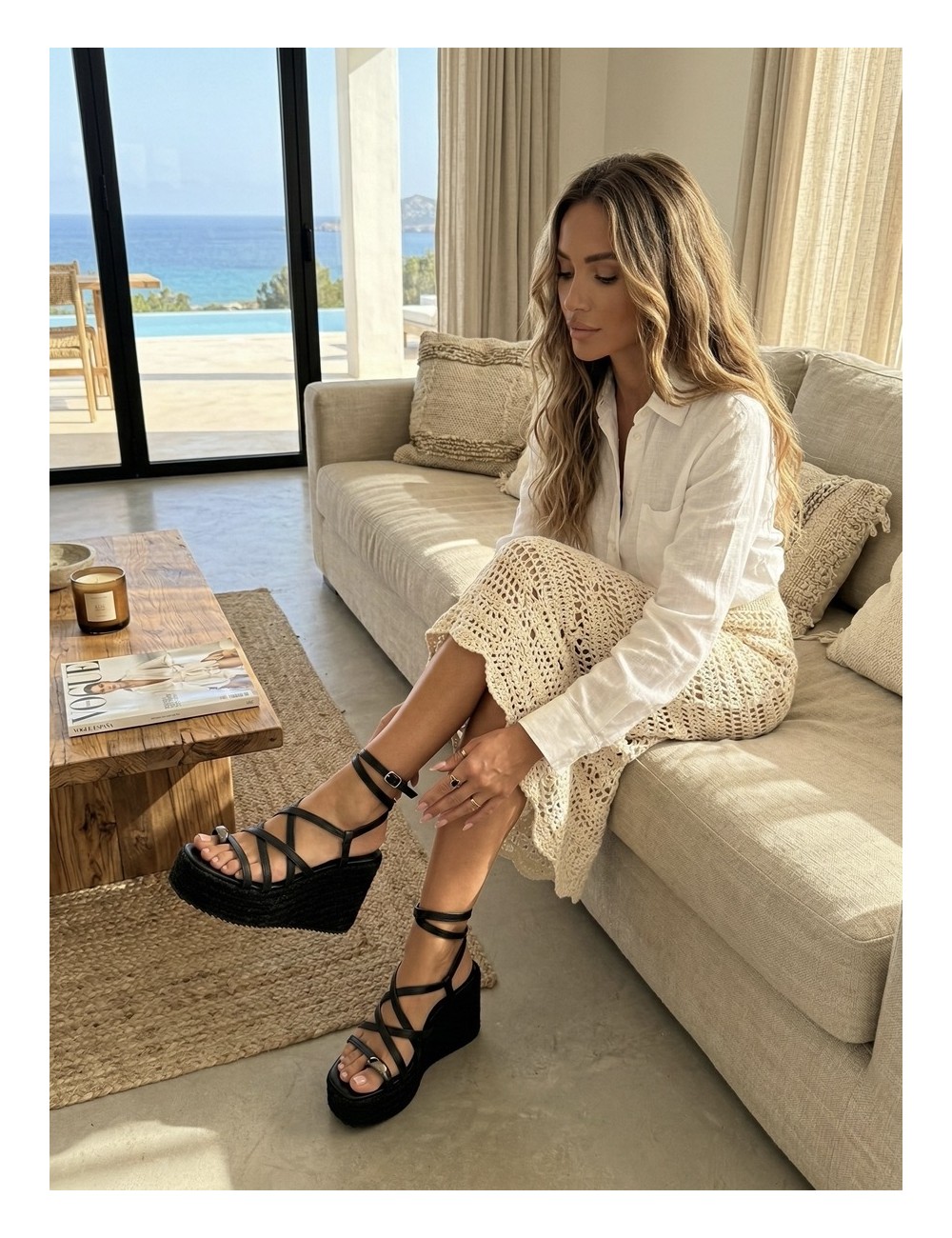 Sandalias con cuña y tiras Piras All Noir