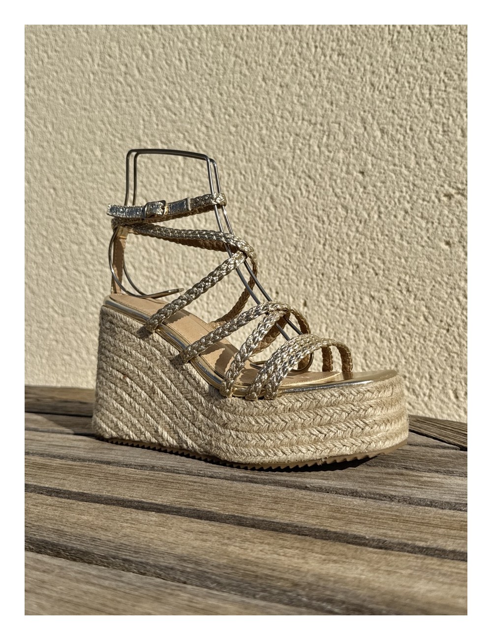 Cuñas de Esparto Altas con Tiras Trenzadas Pietri Gold