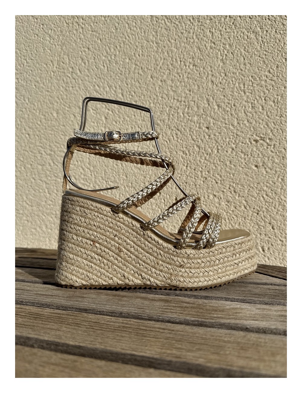 Cuñas de Esparto Altas con Tiras Trenzadas Pietri Gold