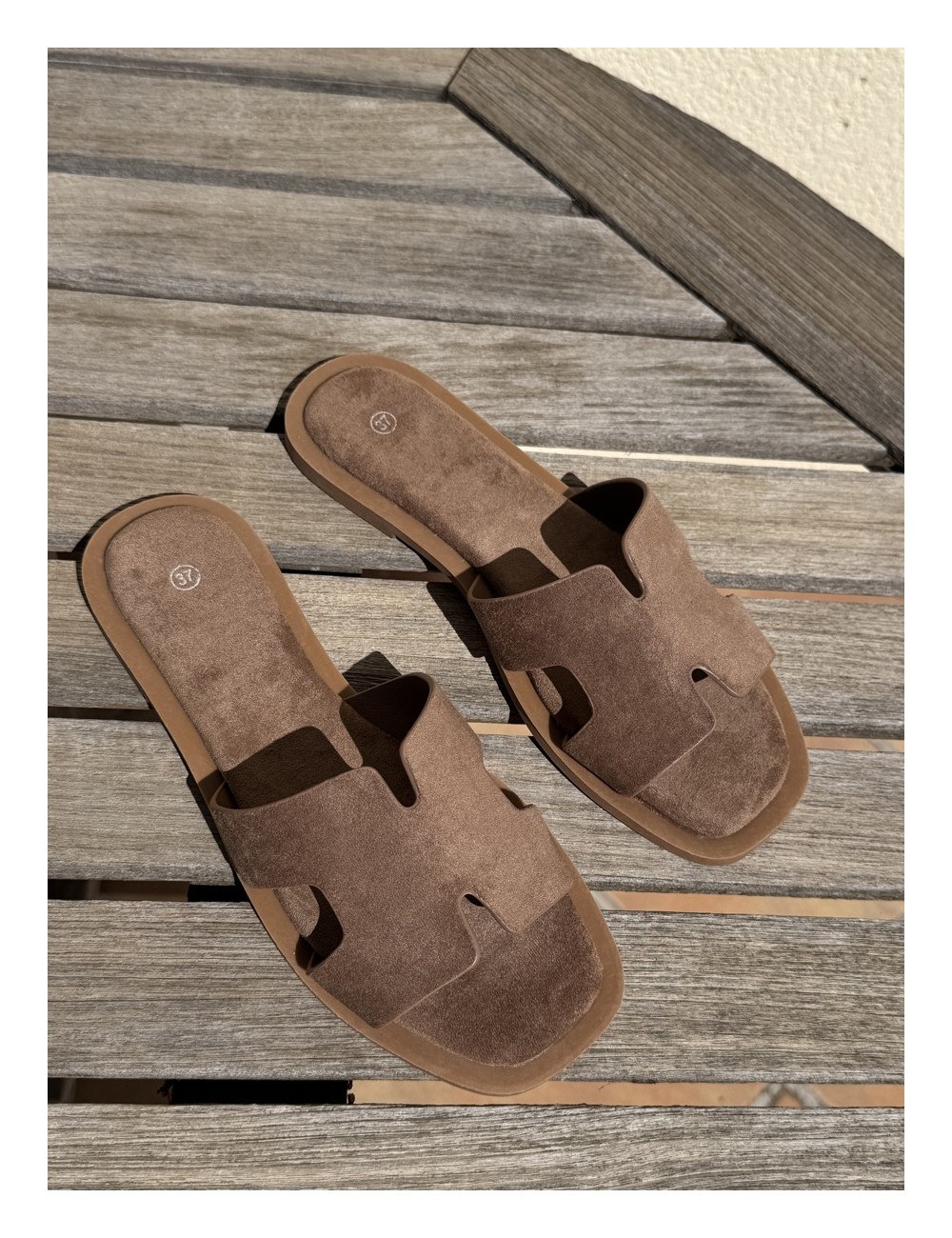 Sandalias planas Elini Khaki