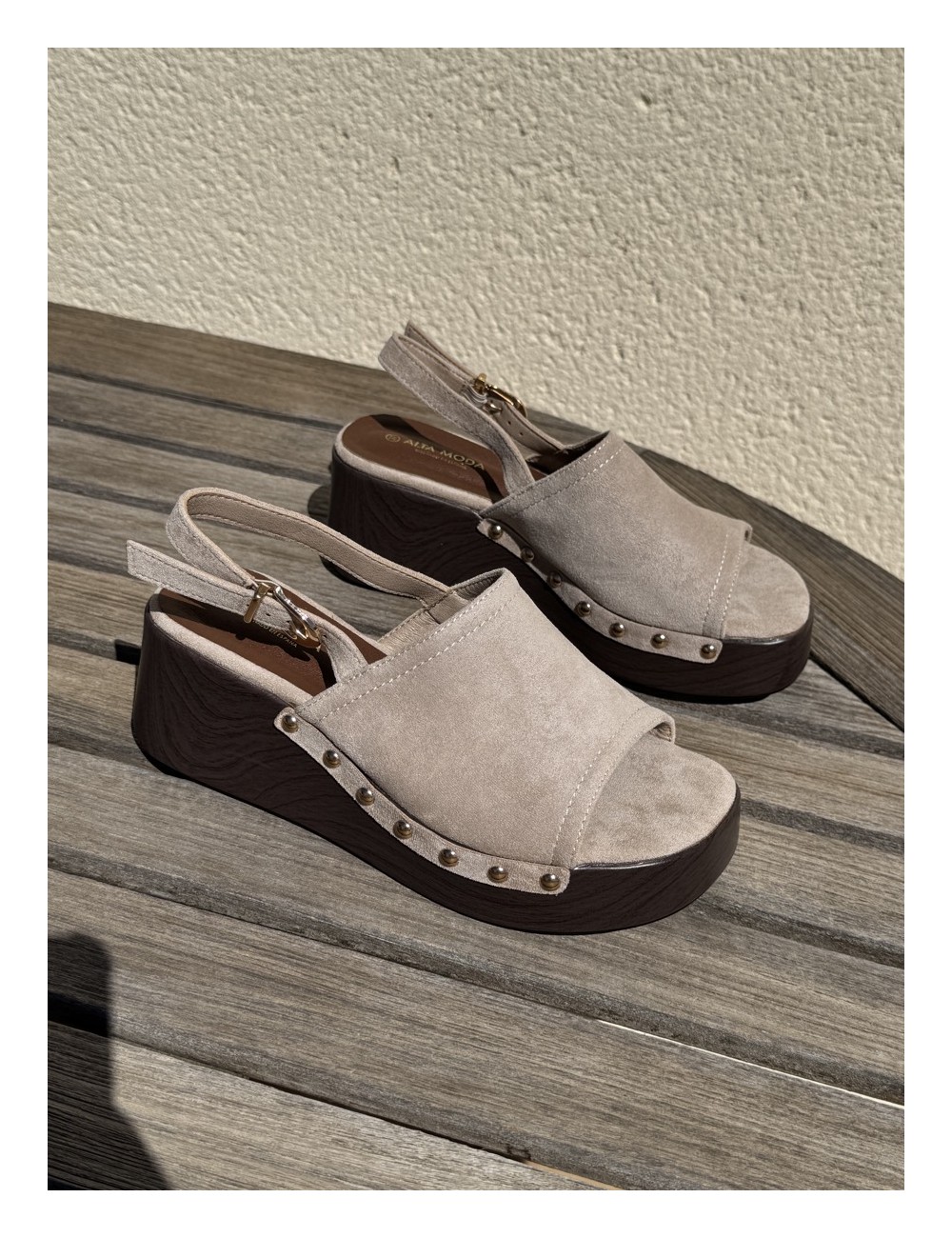 Sandalias con plataforma de madera Gavoi Khaki