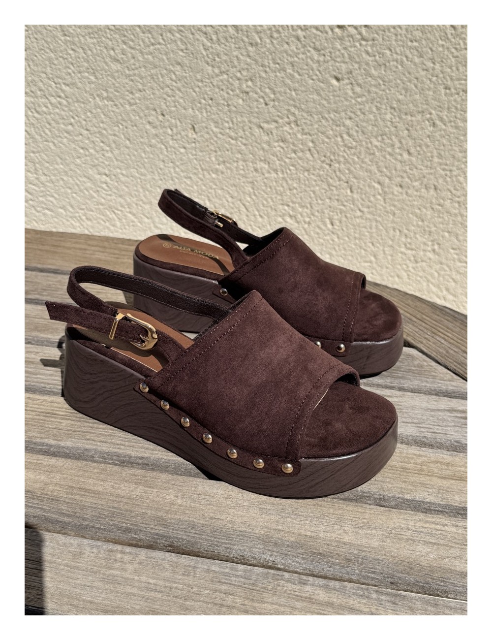 Sandalias con plataforma de madera Gavoi Brown