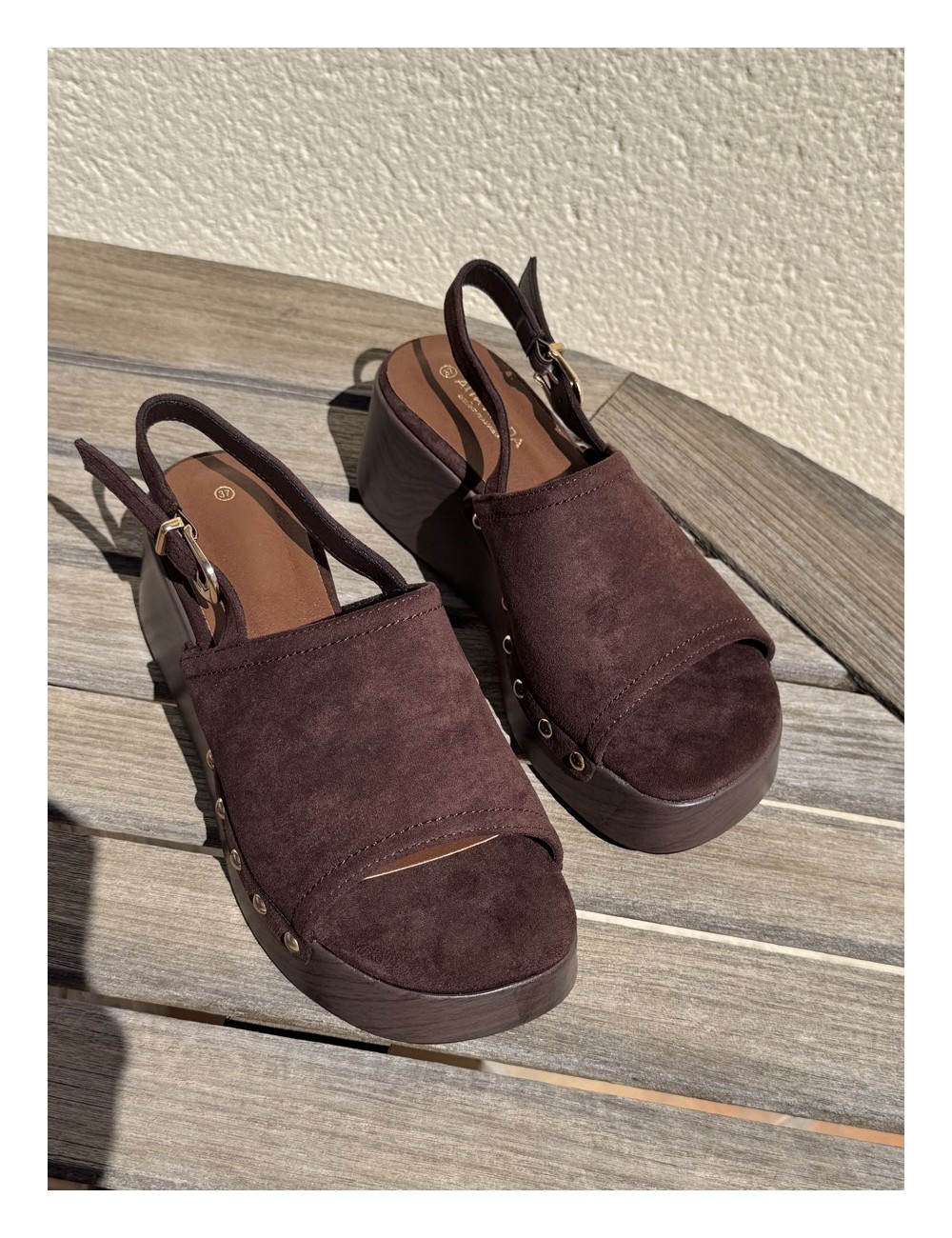 Sandalias con plataforma de madera Gavoi Brown