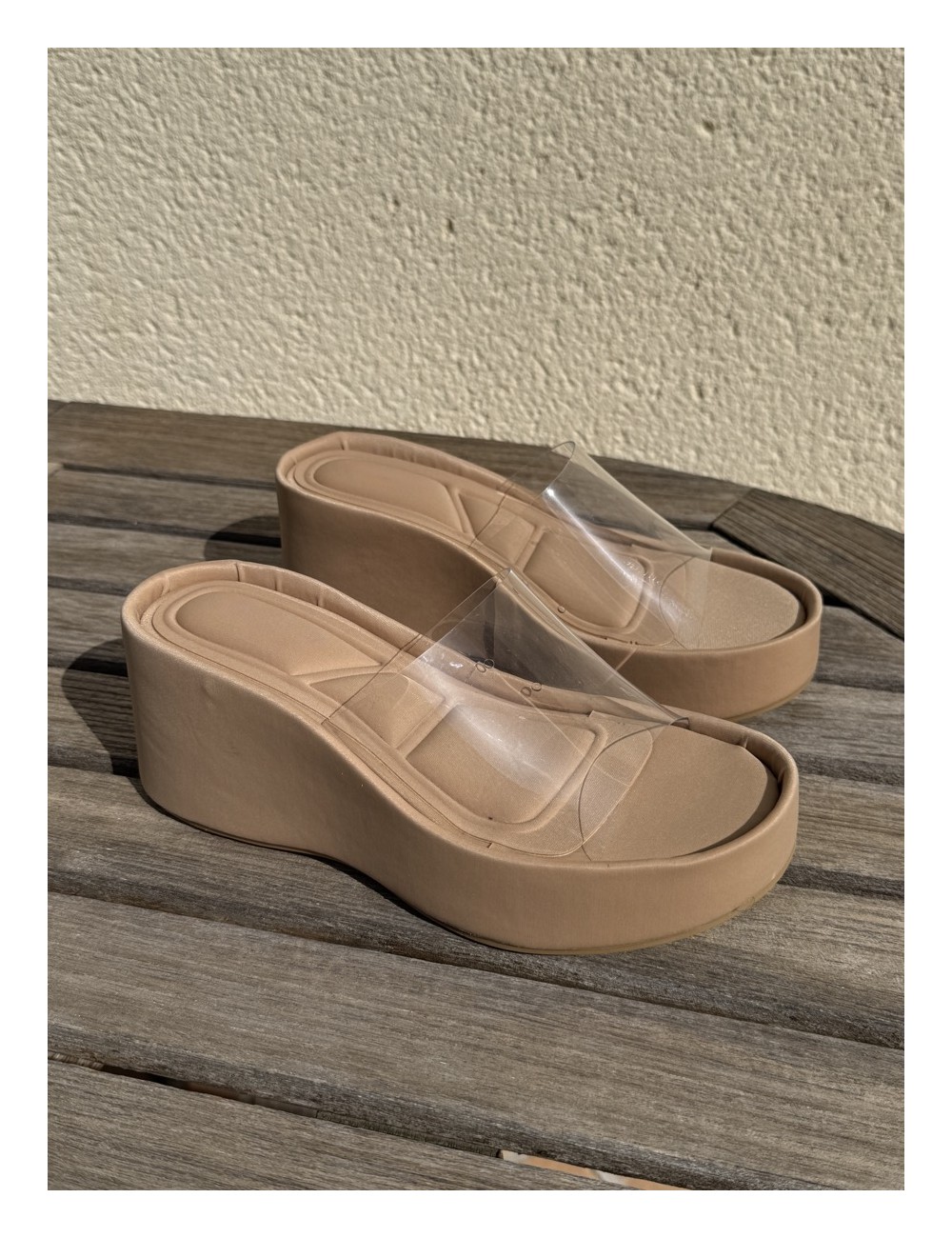 Sandalias Wedge con pala Transparente Bella Khaki
