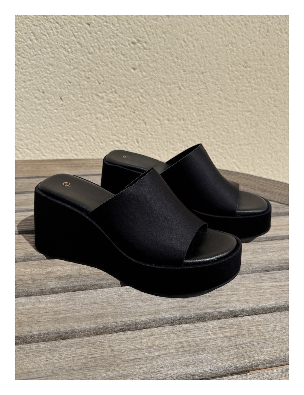 Sandalias con plataforma Palazzo Noir