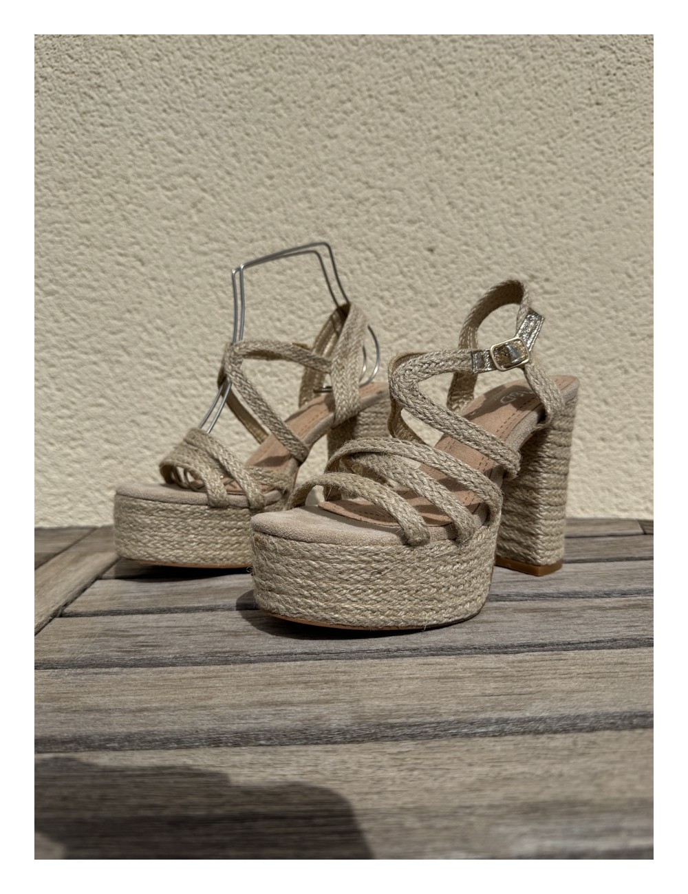 Sandalia de tacón y Plataforma con tiras en trenzado Ginosa