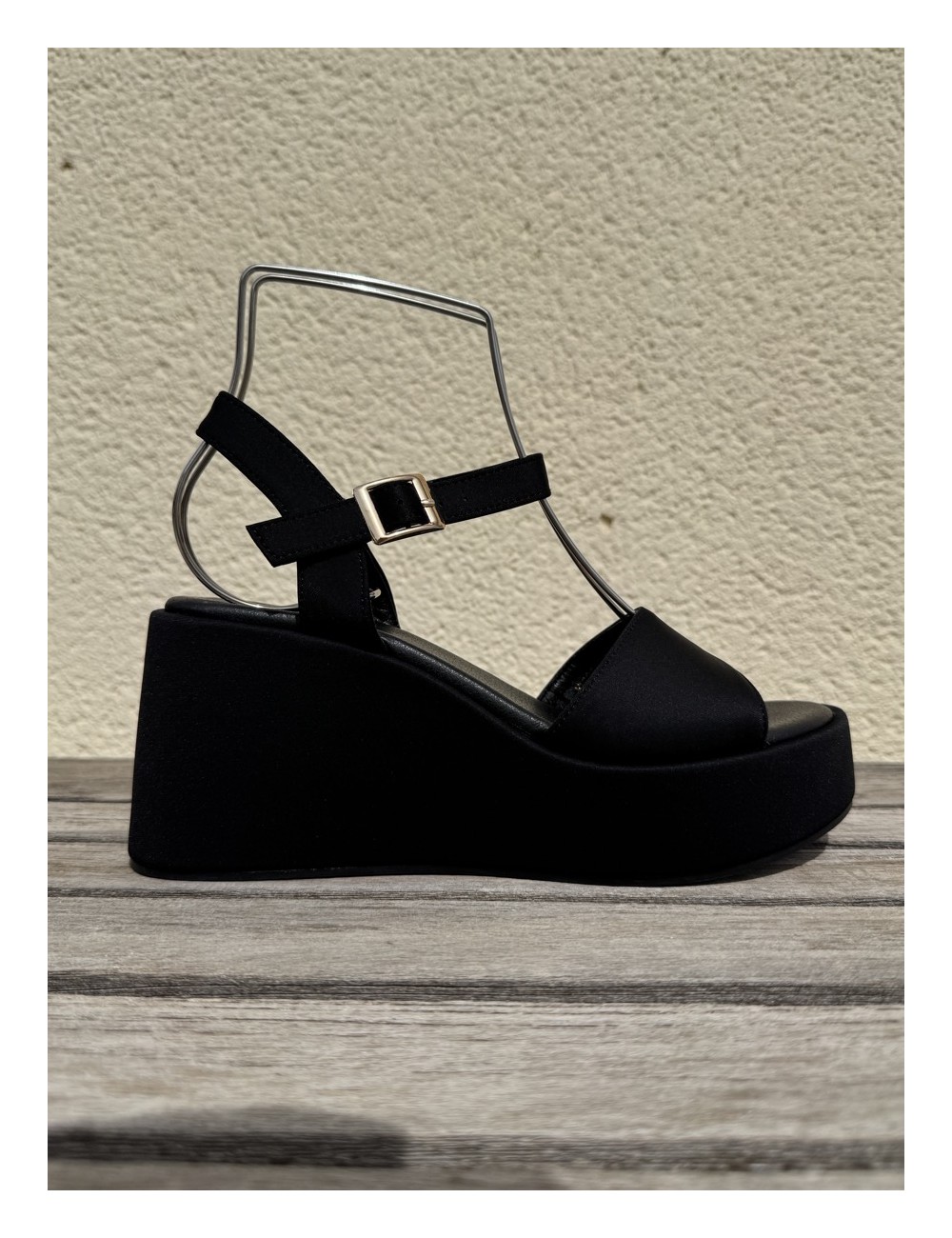 Sandalias con plataforma Aldo Noir