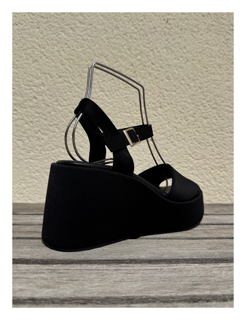 Sandalias con plataforma Aldo Noir