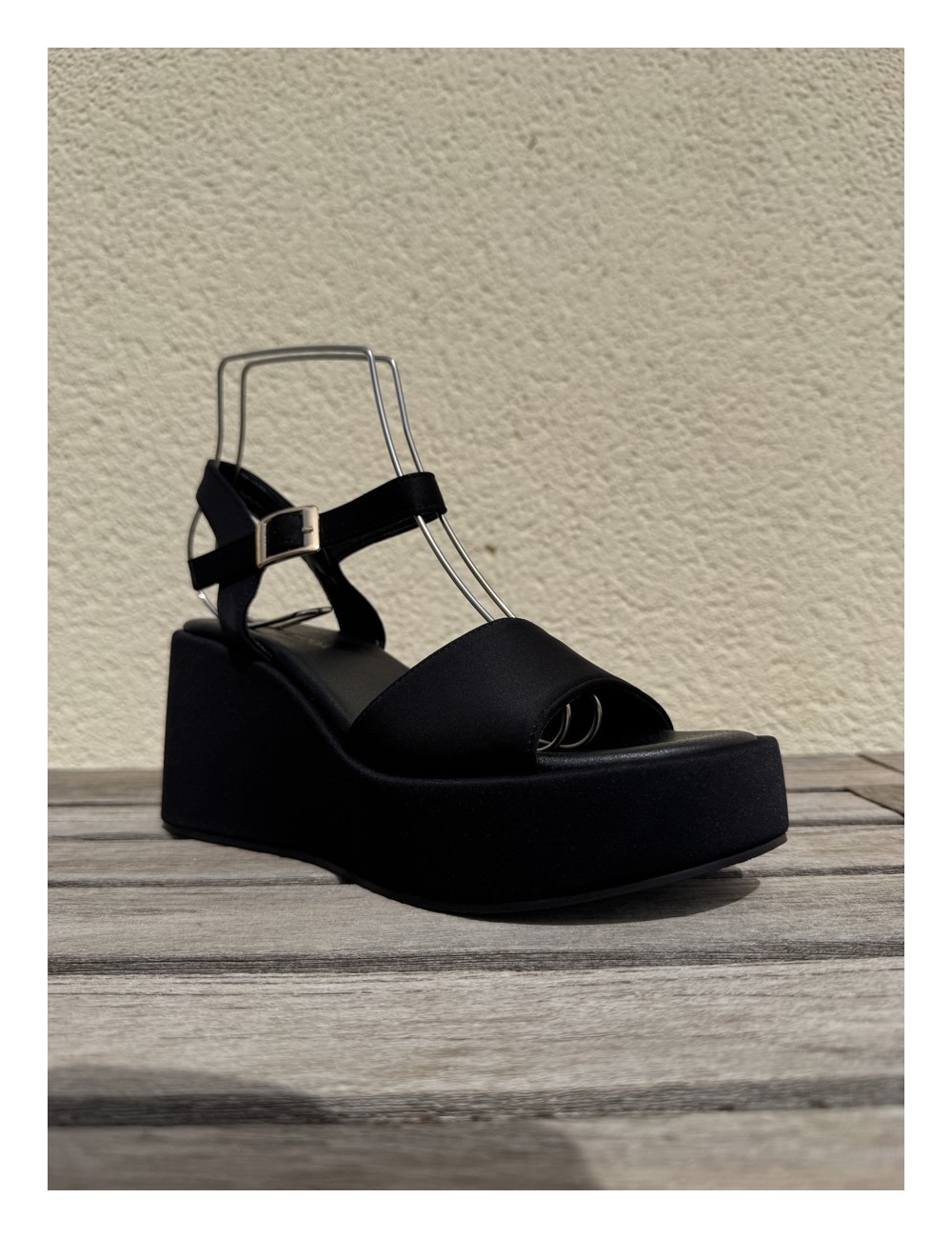Sandalias con plataforma Aldo Noir