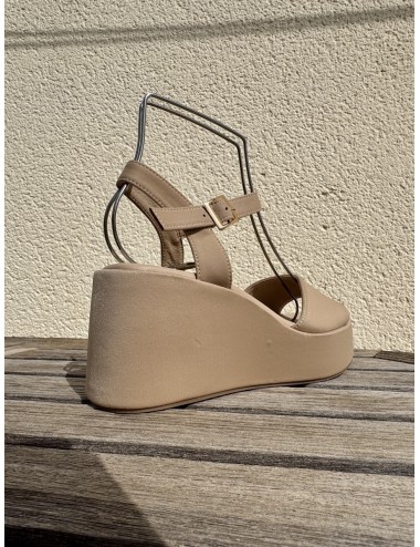 Sandalias con plataforma Aldo Beige