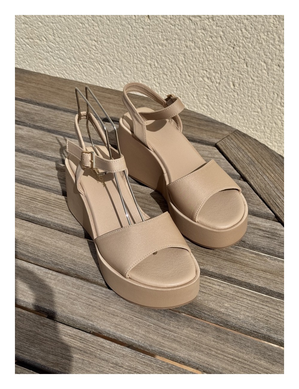 Sandalias con plataforma Aldo Beige