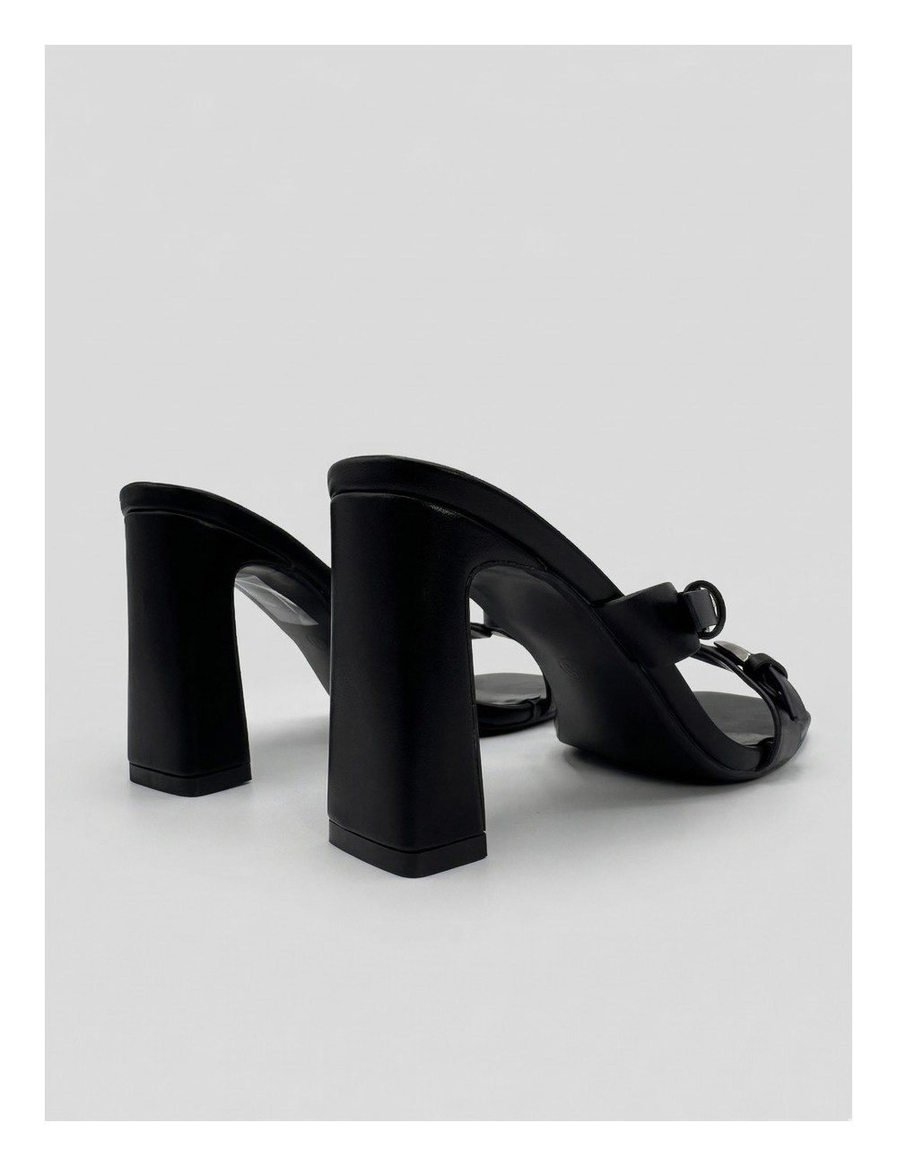 Sandalias de tacón Oriolo Noir