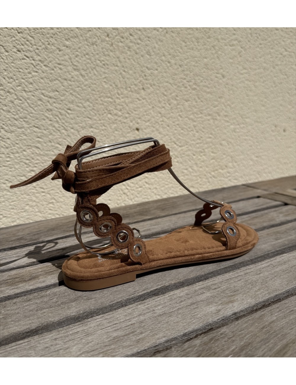 Sandalias con Adornos Tine Camel