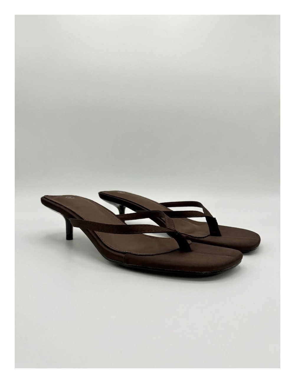 Sandalias de tacón fino Oliena Brown