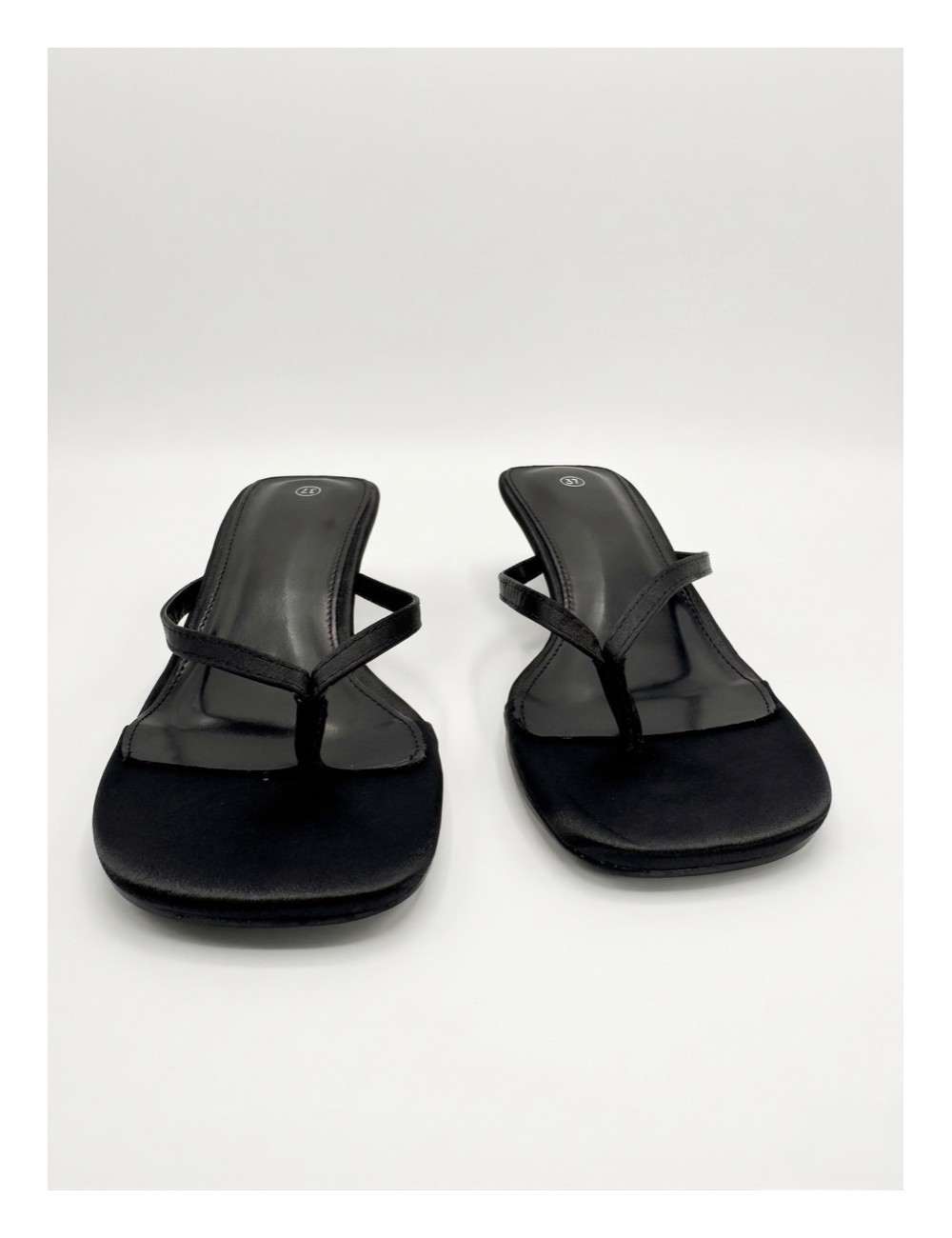 Sandalias de tacón fino Oliena Noir