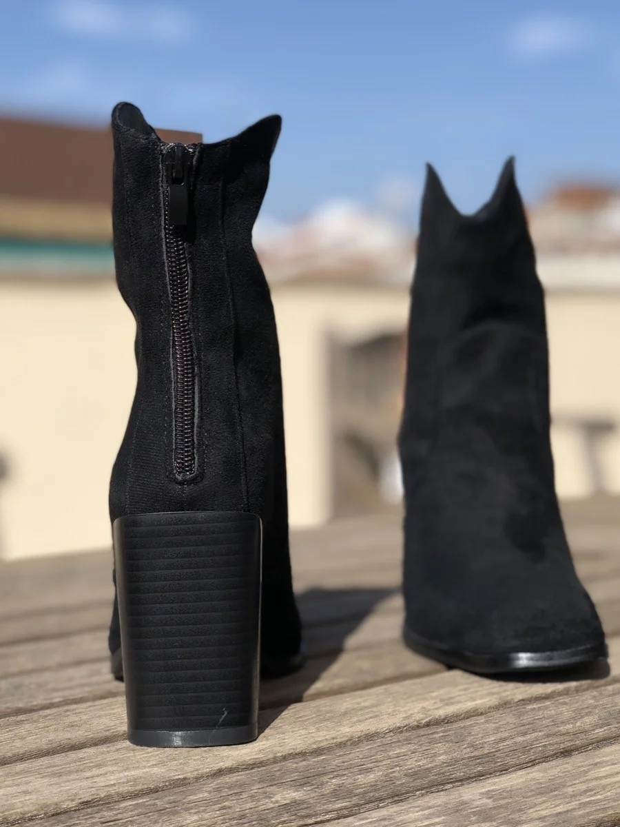Botines con tacon cowboy Arzena Noir