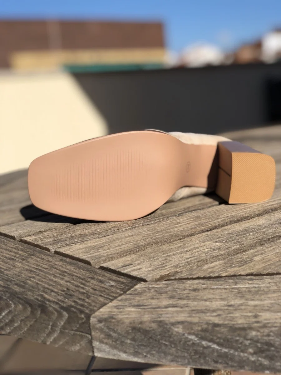 Botines con tacon cowboy Arzena Beige